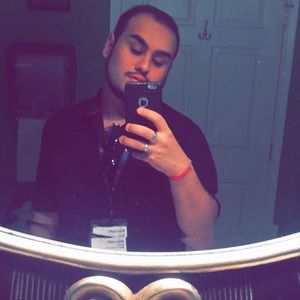 Meet your Posher, Kenneth